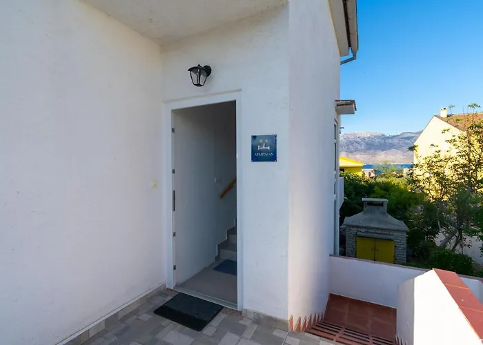 With Parking Space Razanac, Zadar - 6919 * Ražanac